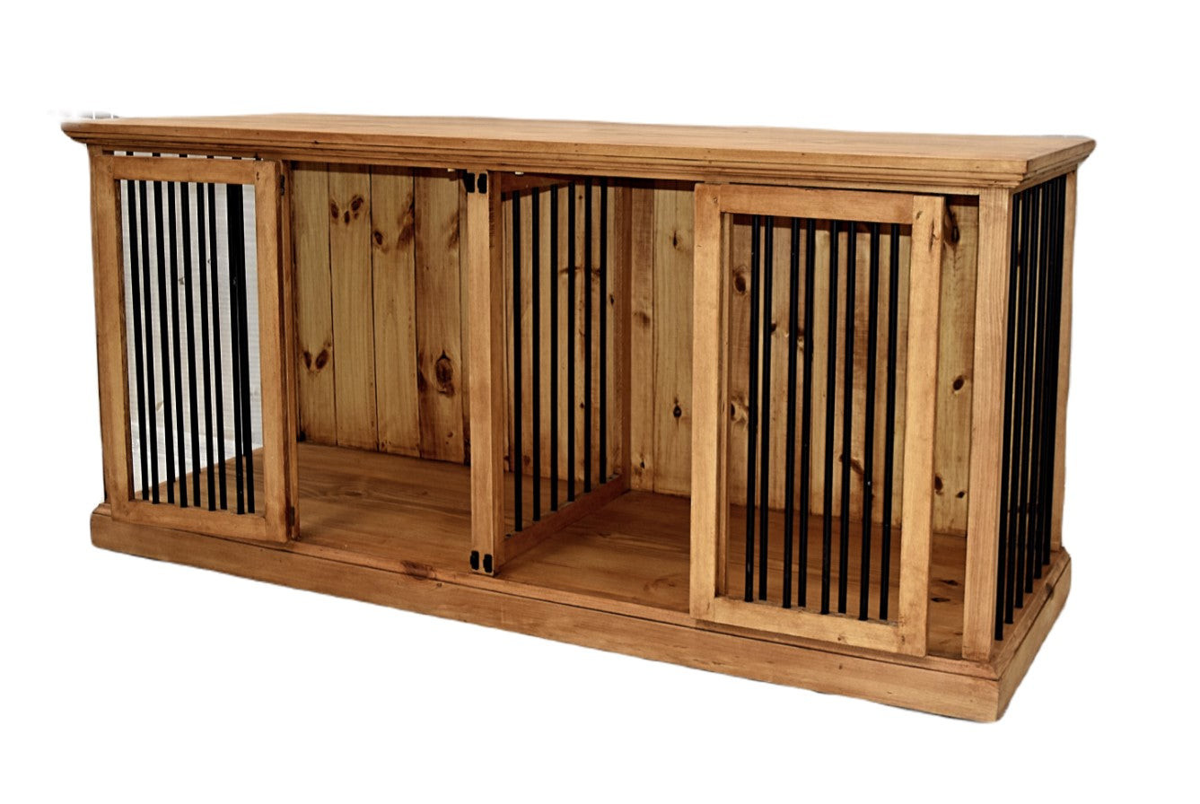 Traditional Dog Wood Kennel in Medium Wax