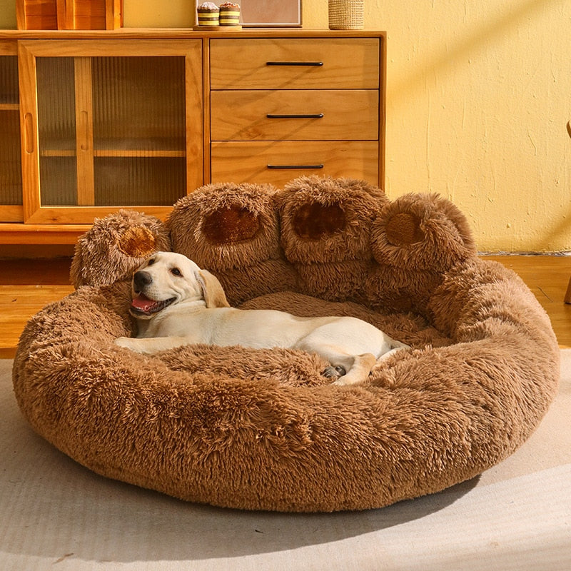 Cute Bear Paw Shape Pet BedWHY WE HAVE THE INTERNETS NO.1 RATED COZY PET BED OF 2022

Did you know that 1 in 4 pets suffer from separation anxiety, being left alone causes a build up of stressCute Bear Paw Shape Pet Bed