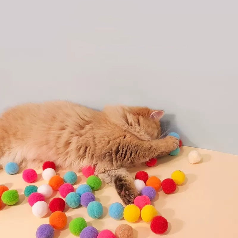 Cat Plush Silent Ball Gun Interactive ToyCats need some excitement in their lives to ensure their physical and mental health. Playing with cats can help them consume their energy, and on the other hand, it 0Cat Plush Silent Ball Gun Interactive Toy