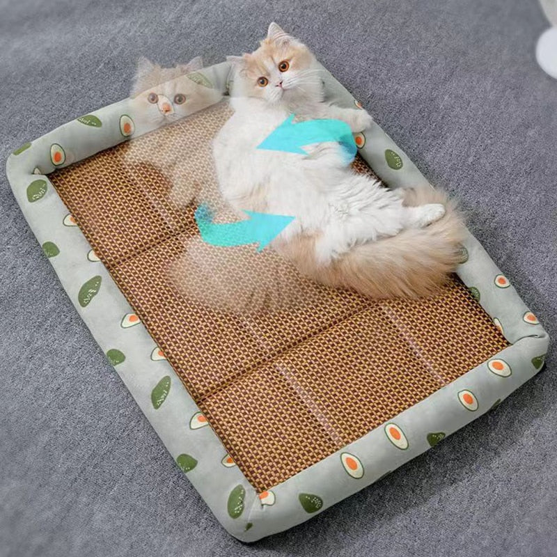 Pet Ice Pad MatIntroducing our innovative Pet Ice Pad Mat, a must-have accessory for your beloved furry friends. This exceptional product provides a cool and comfortable spot for y0Pet Ice Pad Mat